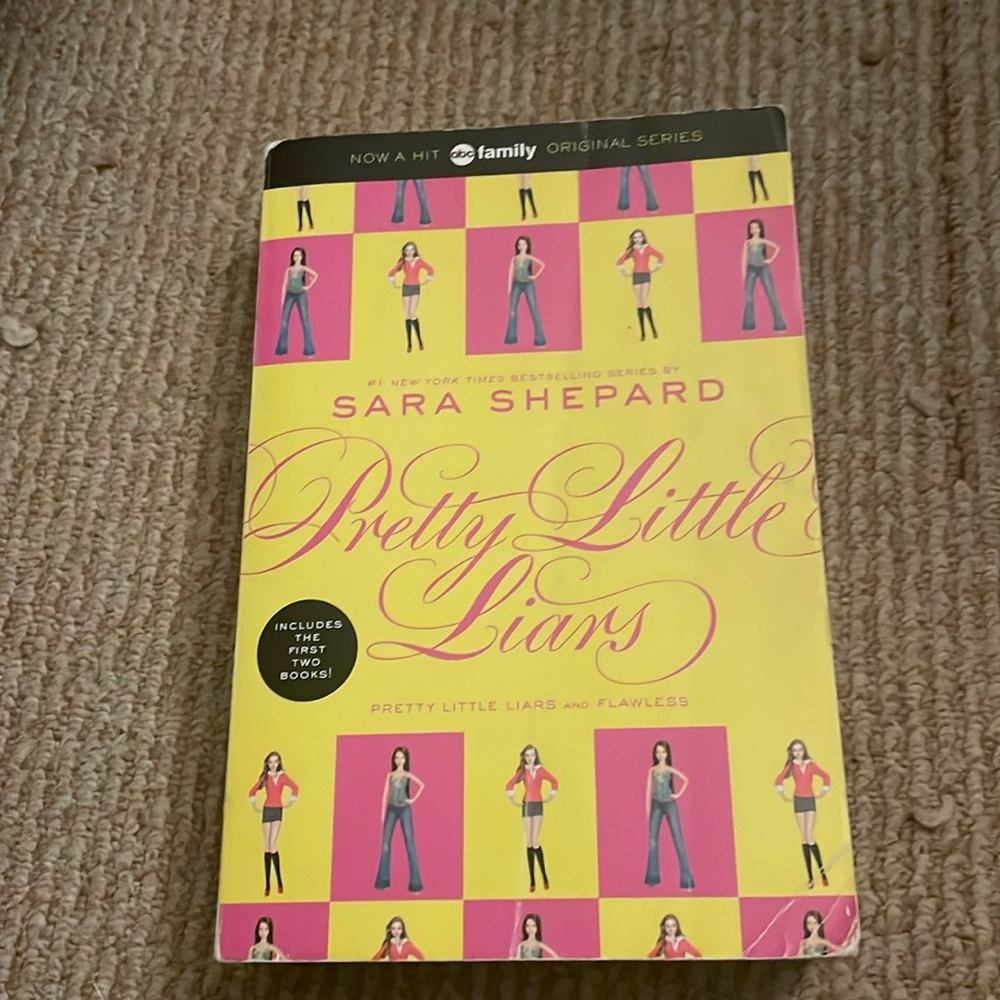 Pretty Little Liars and Flawless by Sara Shepard